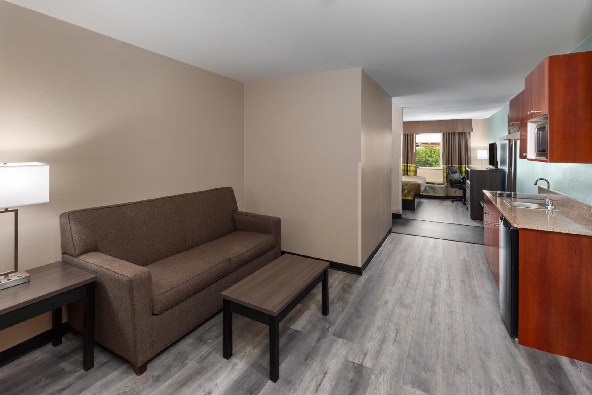 Super 8 By Wyndham Lubbock West Hotel Eksteriør billede