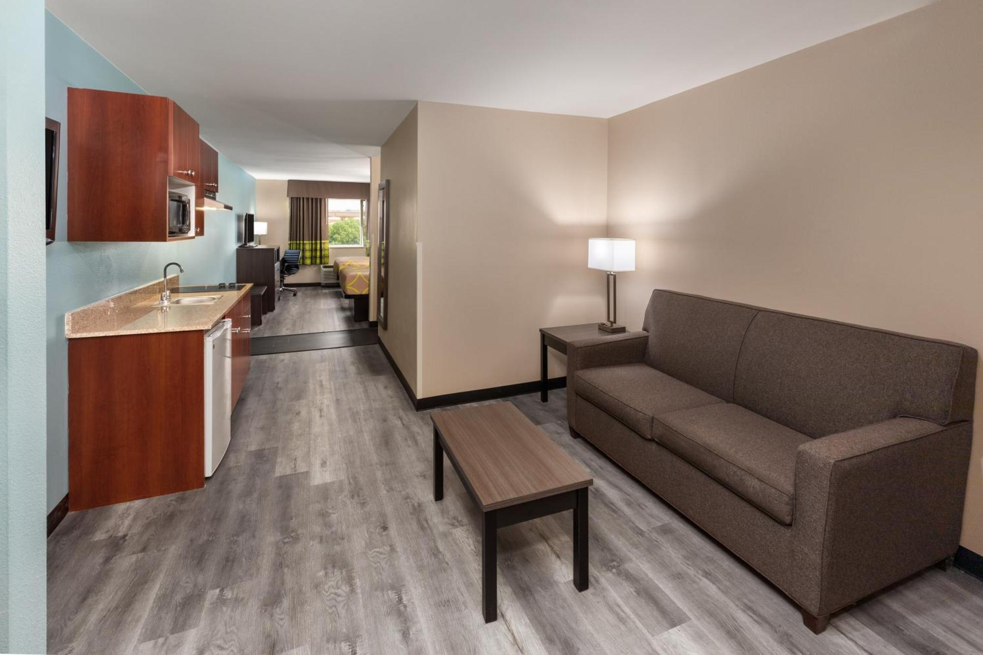 Super 8 By Wyndham Lubbock West Hotel Eksteriør billede
