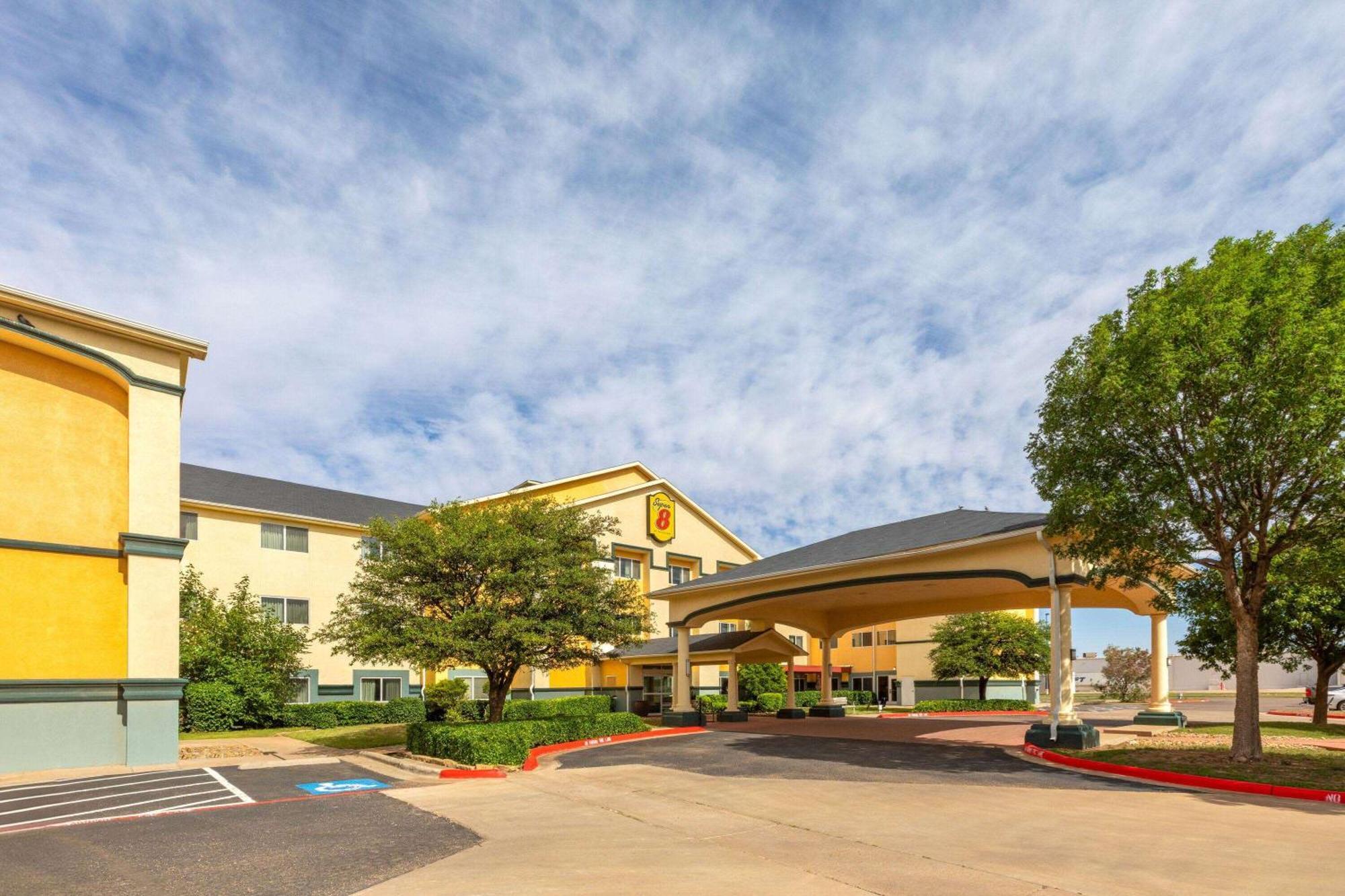 Super 8 By Wyndham Lubbock West Hotel Eksteriør billede