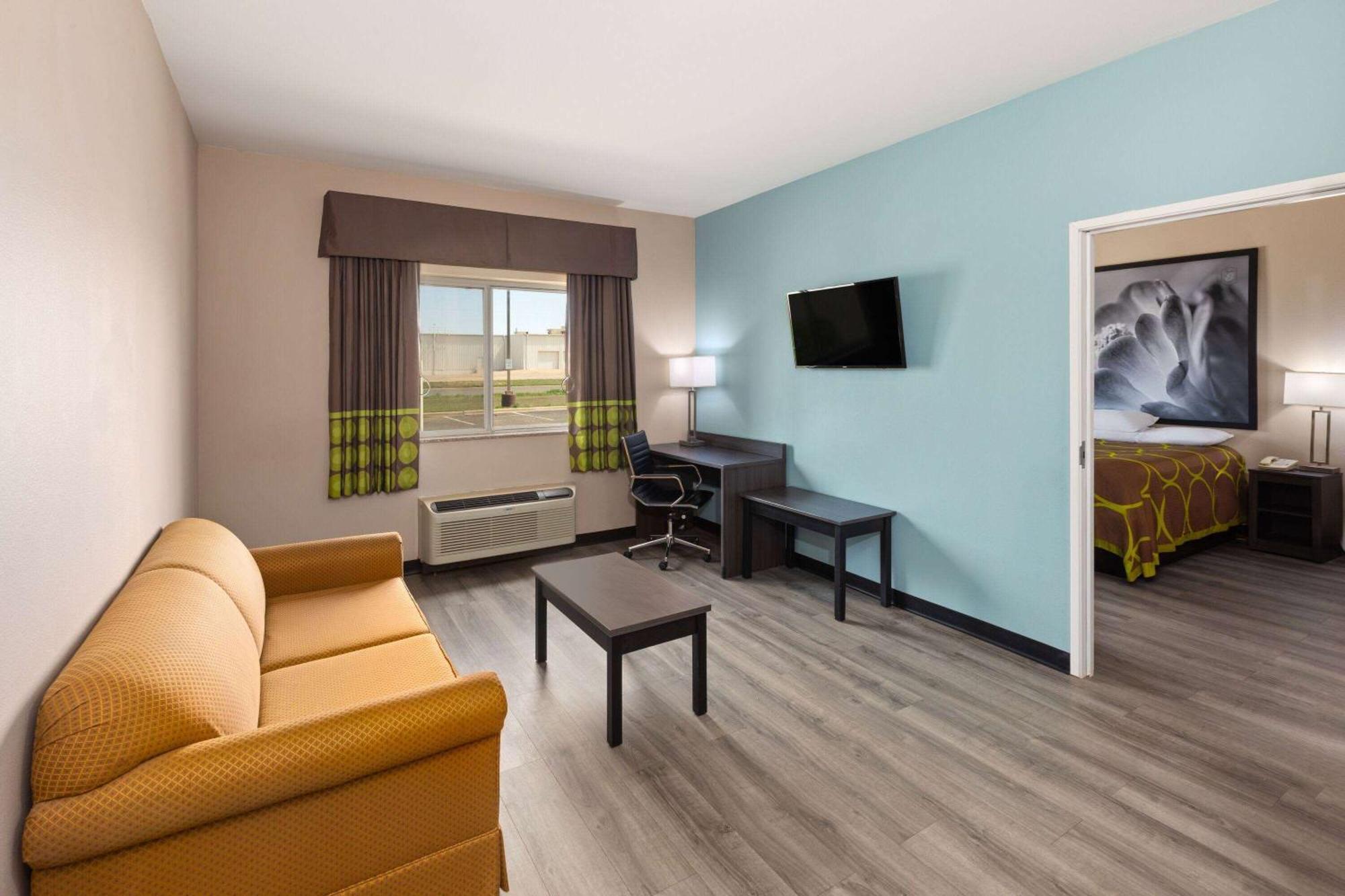 Super 8 By Wyndham Lubbock West Hotel Eksteriør billede